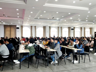 beat365官网成功召开2018年共青团工作会议暨“第二课堂成绩单”系统培训会