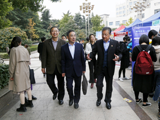 beat365官网成功举办2020届毕业生秋季校园双选会和线上招聘会