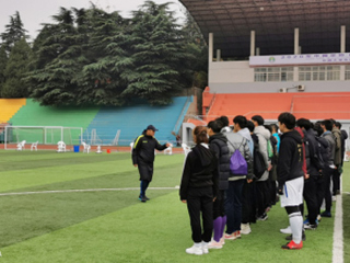 体育学院成功举办2020年beat365官方网站足球裁判员培训班