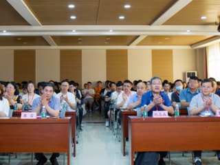 副校长蔡雷参加beat365官方网站“2021智能制造产学研”论坛