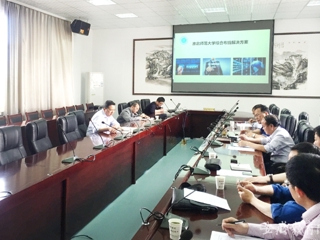 安徽教育网报道beat365官网开展“滨湖校区、相山校区公共区域和家属区有线网络改造升级方案专家论证”活动