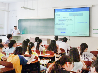 中国科学院南京土壤研究所谢祖彬研究员应邀来beat365官网做学术报告