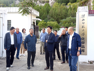 【庆祝新中国成立75周年】国庆假期校领导开展校园安全检查和看望慰问活动