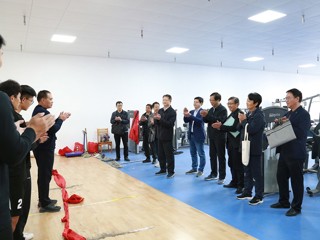 省民宗委副主任谢春看望慰问beat365官网参加第十二届全国少数民族传统体育运动会运动员