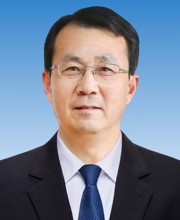 校党委副书记 李明